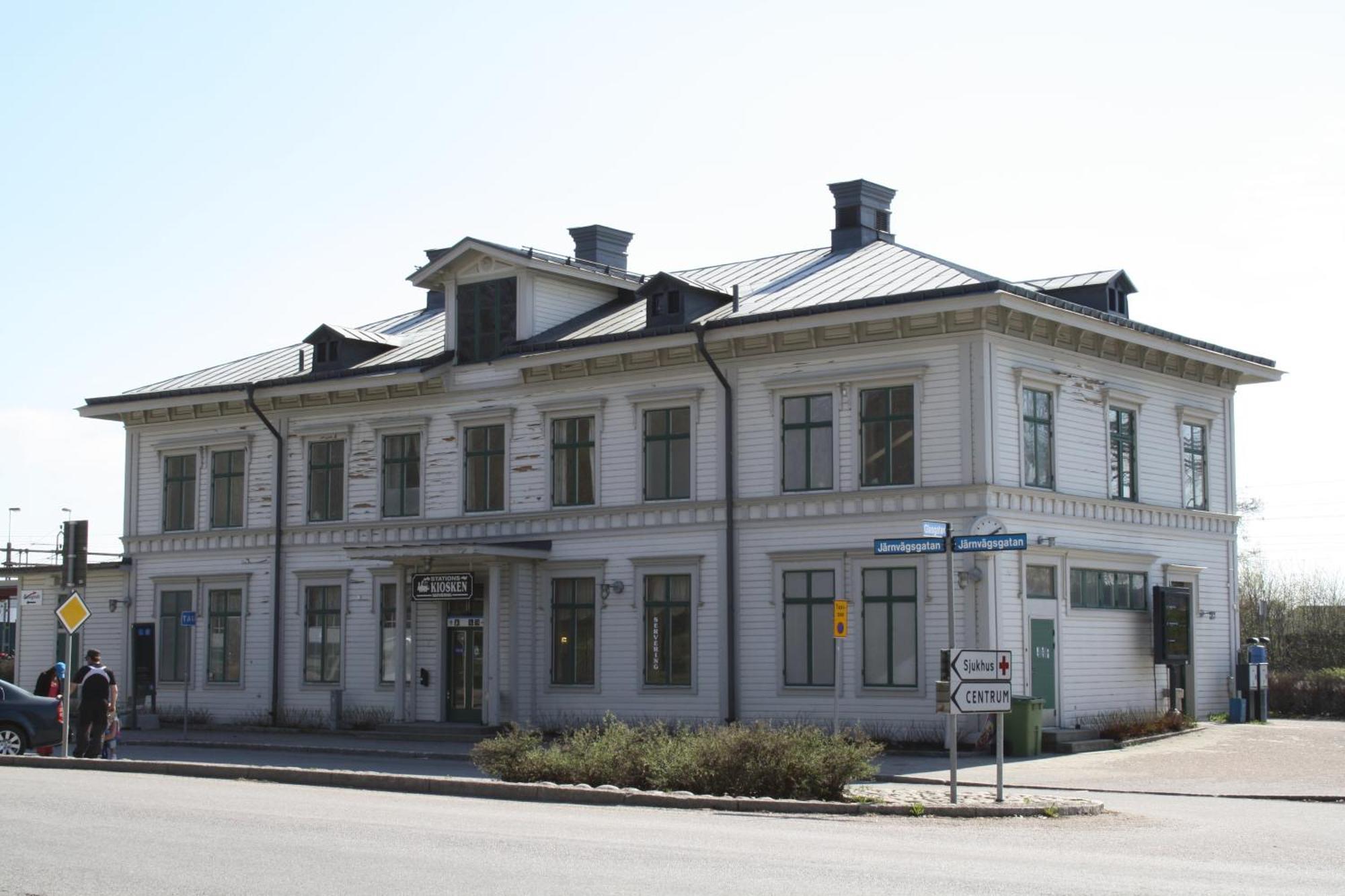Stationshusets Hotell Och Cafe Köping Exterior foto